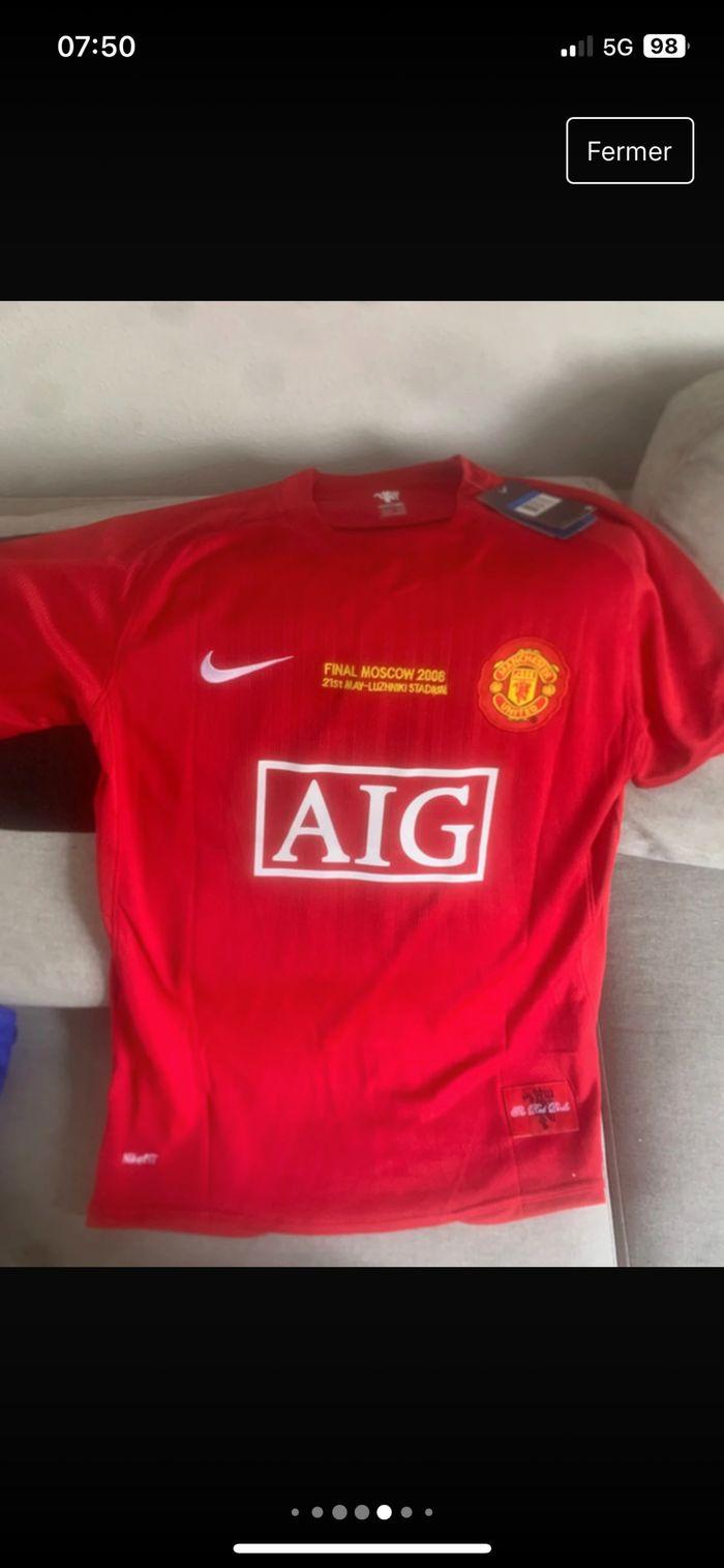 Maillot de foot psg ou Manchester United - photo numéro 5