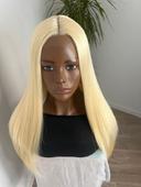 Perruque blonde lisse avec lace frontal