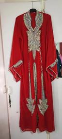 Robe orientale rouge