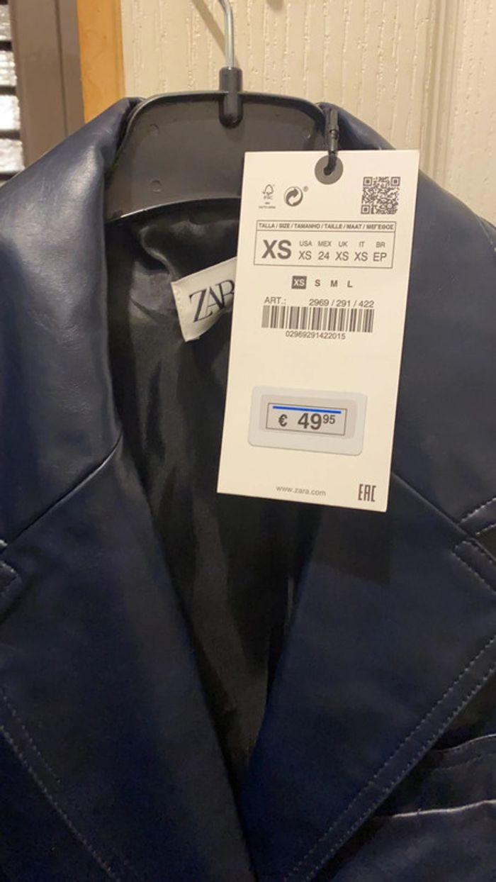 Veste simili cuir ZARA - photo numéro 1