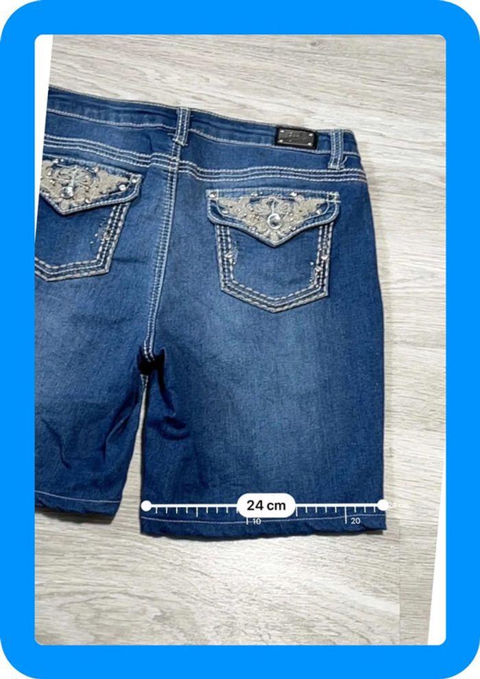 🩳 Short vintage brodé en jean Bleu Earl Jean Taille S-M 🩳 - photo numéro 6