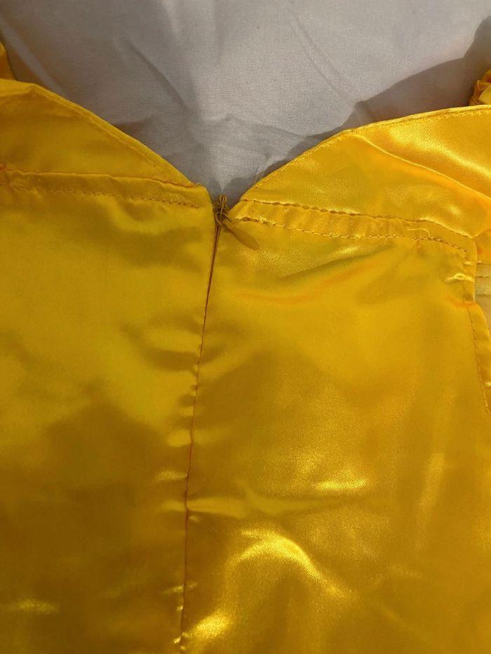 Robe de princesse  jaune et dorée avec accessoires 130 cm - photo numéro 12