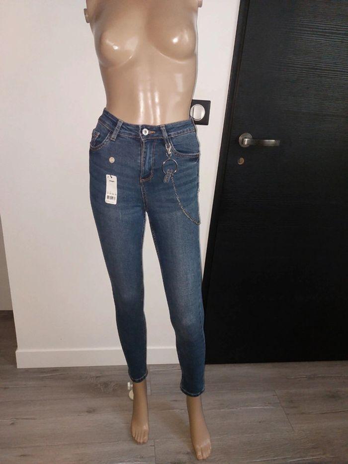 Jean skinny jennyfer taille 32 neuf avec étiquette - photo numéro 1