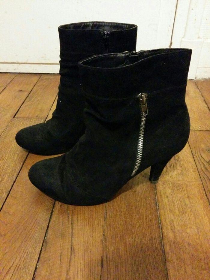 Bottines noires - photo numéro 1