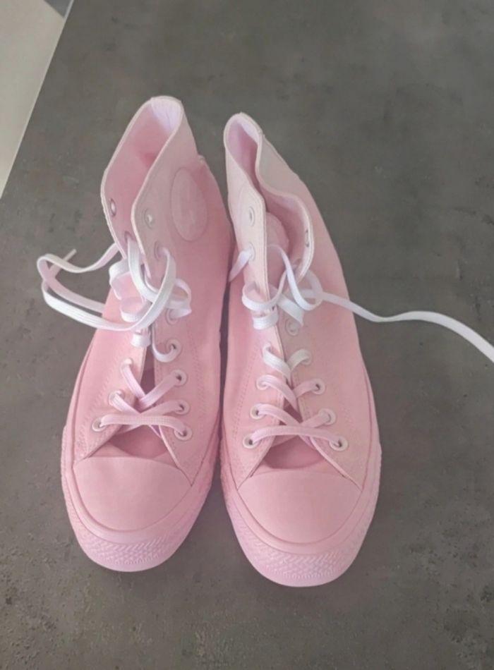 Converse rose pointure 42,5 - photo numéro 3