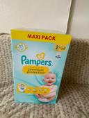 Un Maxi pack couche Pampers taille 2