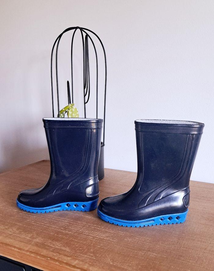 botte de pluie T 22👶 - photo numéro 2