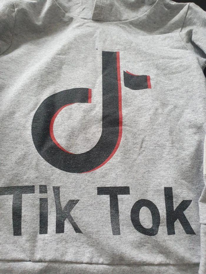 Sweat tik tok 6 ans - photo numéro 2