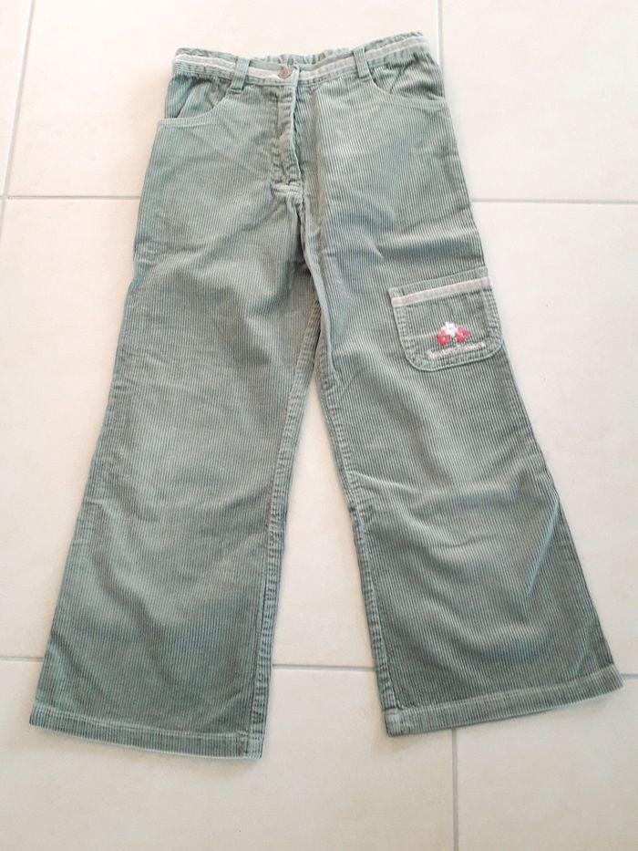 Pantalon velours t 6 an - photo numéro 1