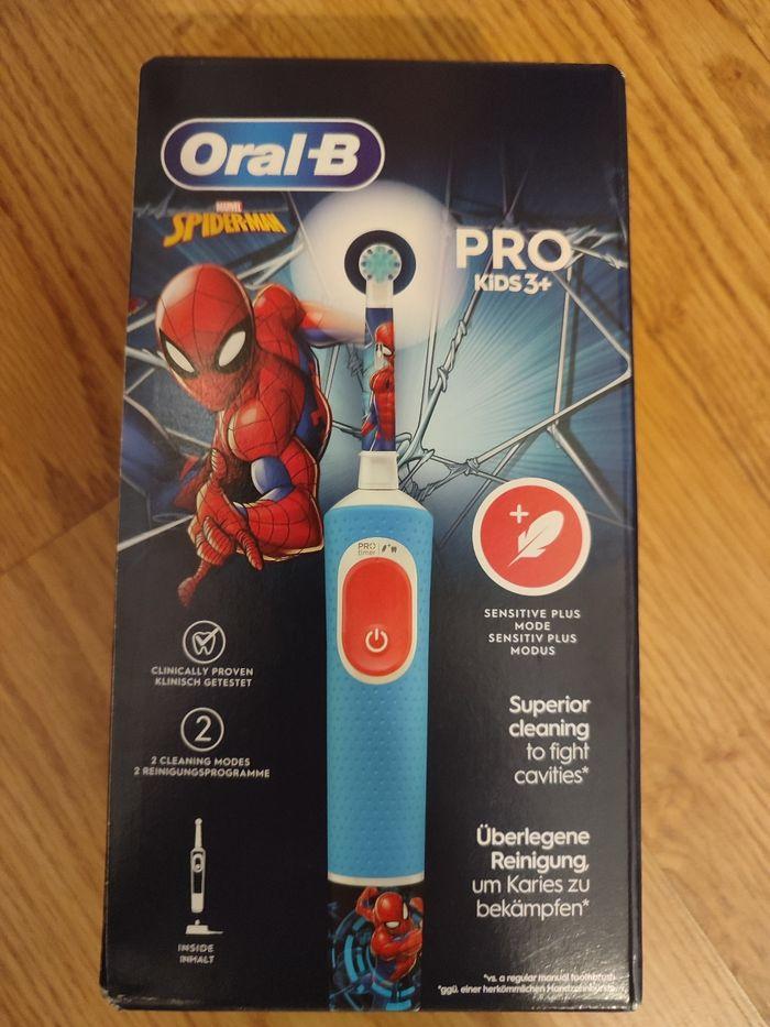 Oral B  enfant spiderman