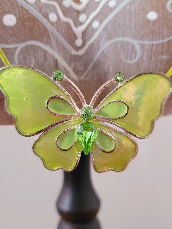 Collier signé Hervé Dublin H.D papillon coquette dollette paillettes vert - photo numéro 5