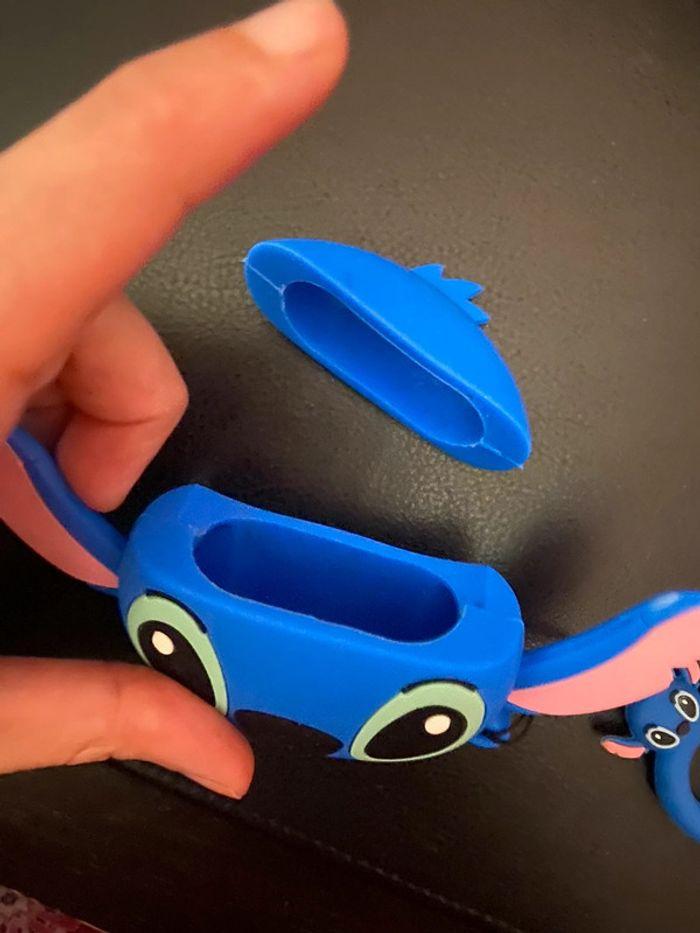 Coque AirPods stitch - photo numéro 2