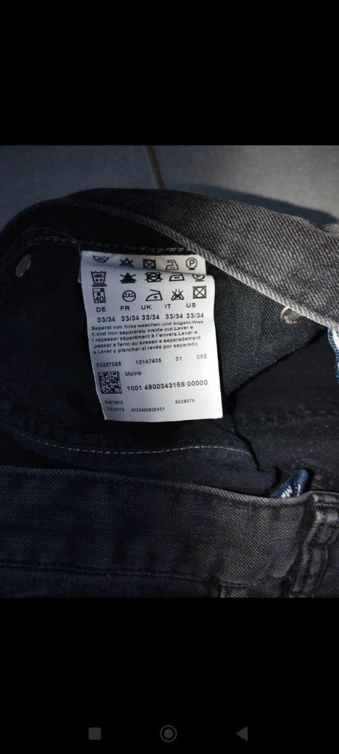 Jean Hugo Boss taille 42 parfait état - photo numéro 6