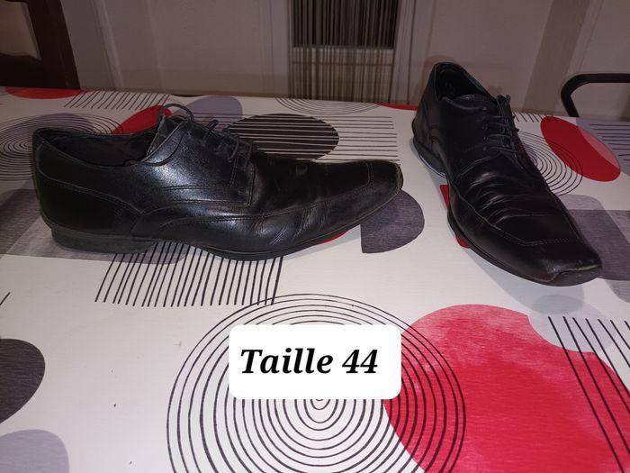 Chaussures  taille 44 👨 - photo numéro 1