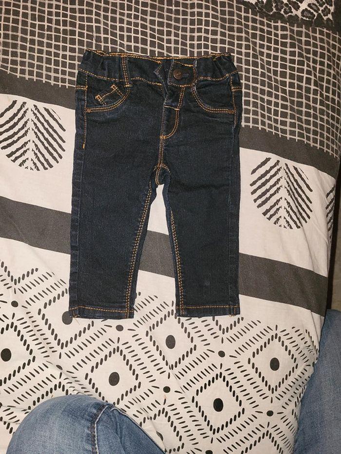 Lot de 5 jeans 12 mois - photo numéro 4