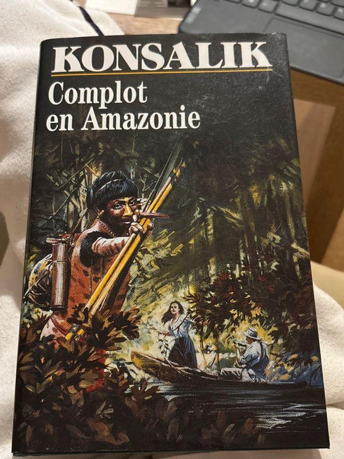 Complot en Amazonie