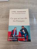 Livre de Cyril Hanouna en très bon état général.