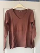 Pull fin marron