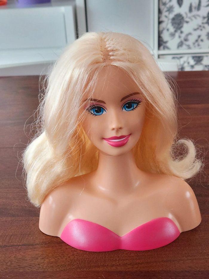 Tête à coiffer Barbie - photo numéro 1