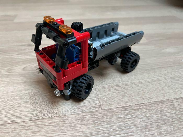 Lego technic camion à crochet 42084 - photo numéro 2