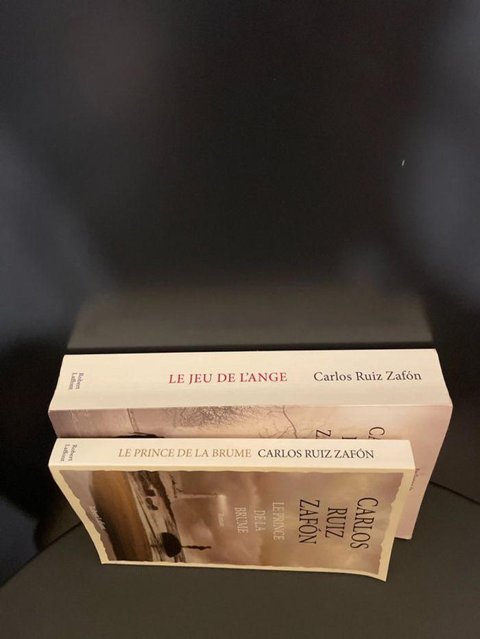 Lot de 2 livres littérature contemporaine Carlos Ruiz Zafon - photo numéro 4