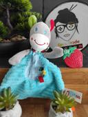 Doudou Âne Bleu Gris Carreaux Fraise Ouatoo Baby anneau de Dentition #geektradedoudou