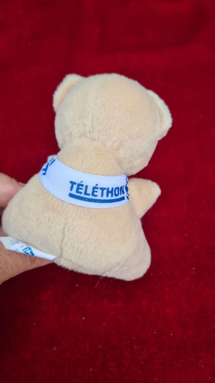 Petit ourson beige du Téléthon - photo numéro 6