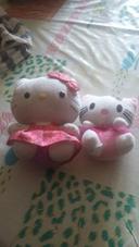 Lot peluches Hello Kitty