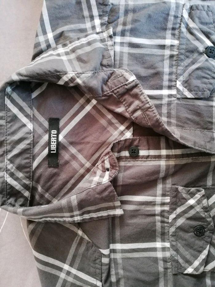 Chemise manches longues à carreau noir et blanc 14 ans - photo numéro 3