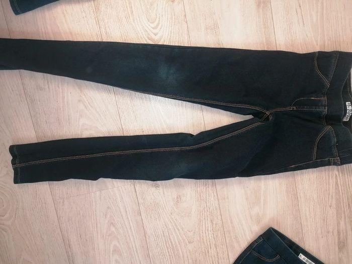 Lot 2 jeggings kiabi taille 10 ans - photo numéro 3