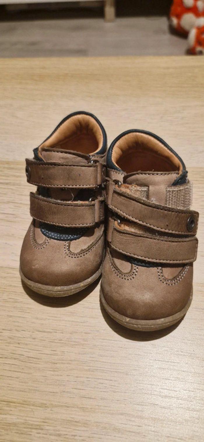 Chaussure bébé - photo numéro 2