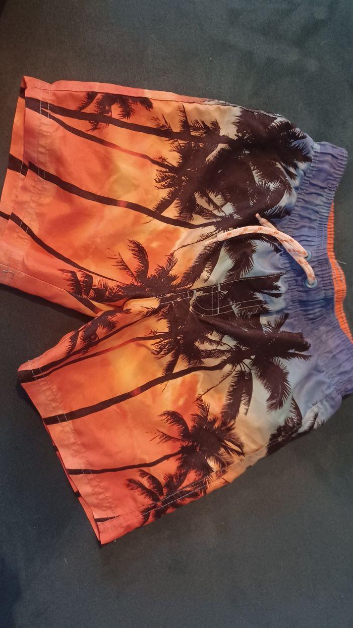 Maillot de bain Primark T. 7/8 ans - photo numéro 1