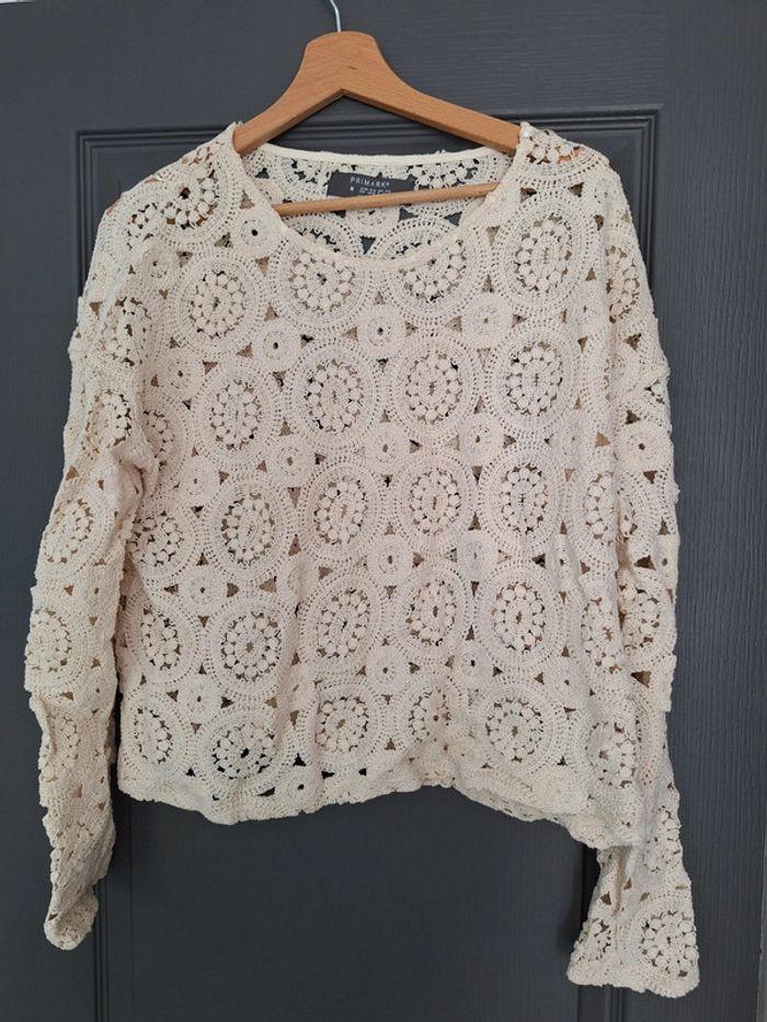 Haut manche longue broderie beige primark taille m - photo numéro 1