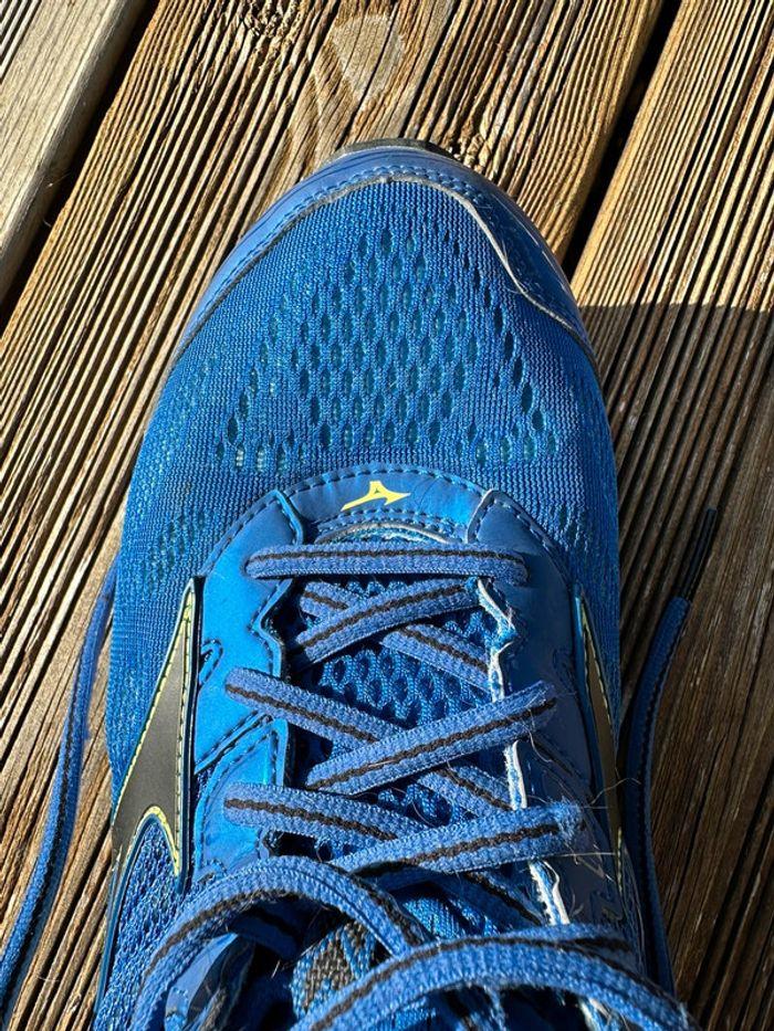 Running Mizuno Wave Rider 21 - photo numéro 5