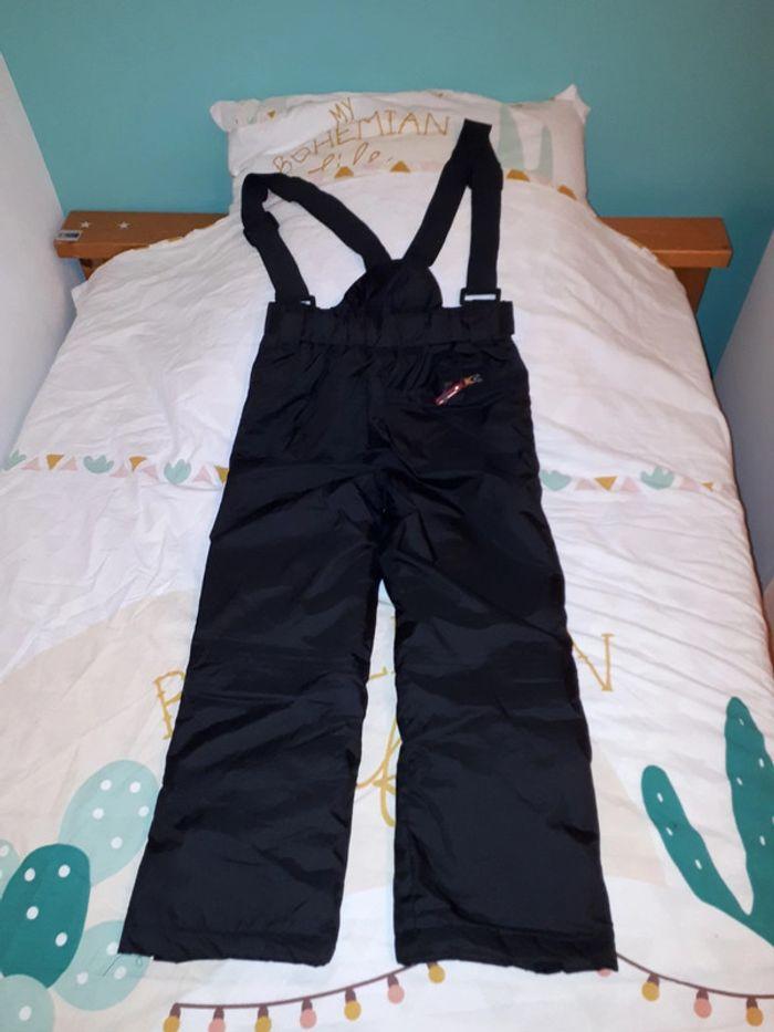 Pantalon de ski noir bretelles amovibles 6 ans U Oxyg comme neuf - photo numéro 3