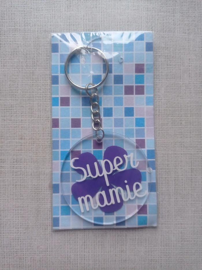 Porte clé super mamie