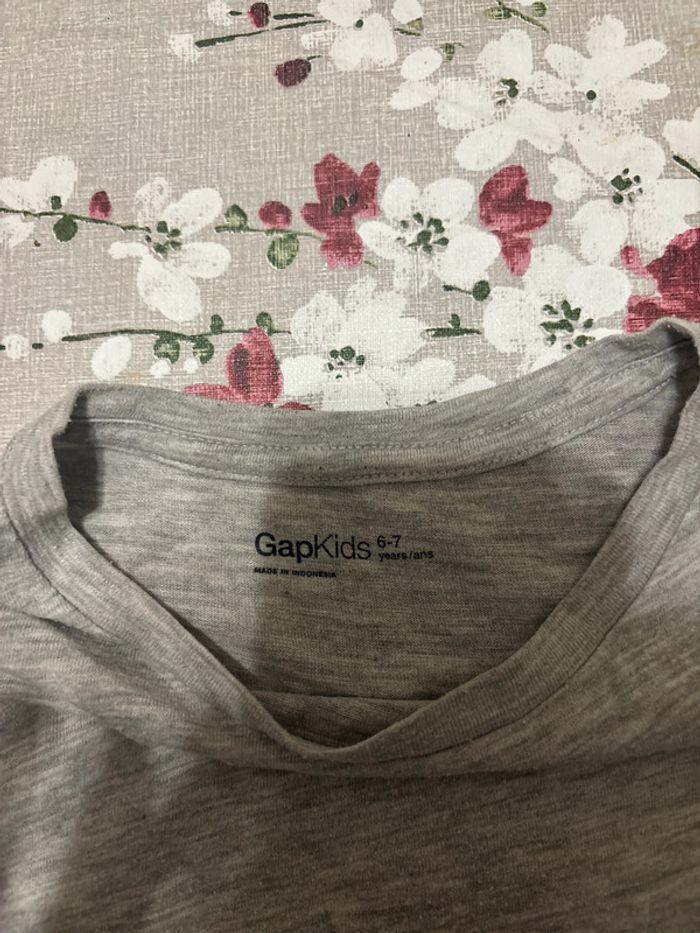 Tee shirt gris - photo numéro 2