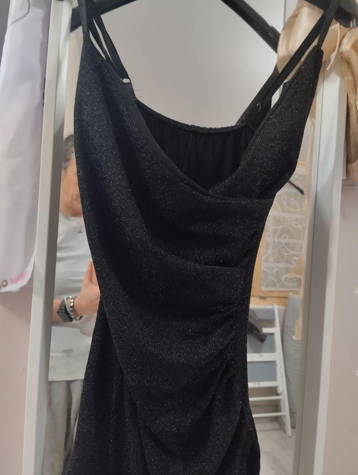 Robe noire taille S - photo numéro 2