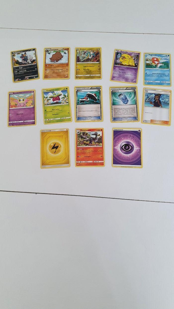 13 cartes Pokemon