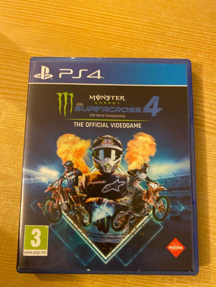 Jeux ps 4 monster Energy super cross 4