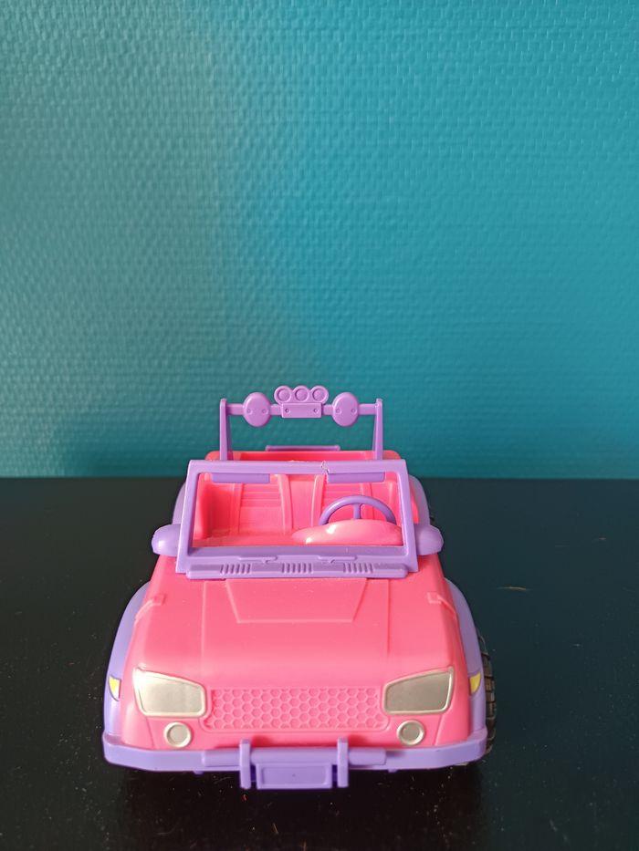 Voiture Barbie - photo numéro 1