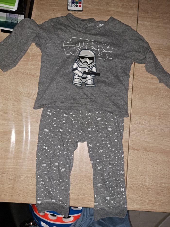 Pyjama star wars