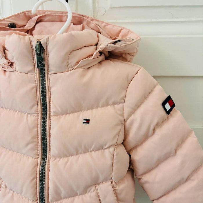 Magnifique doudoune veste duffle coat bébé fille 12 mois tommy hilfiger rose hiver - photo numéro 2