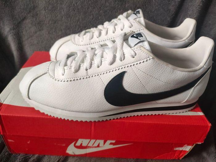 Nike Cortez classic leather white black 44.5 - photo numéro 1