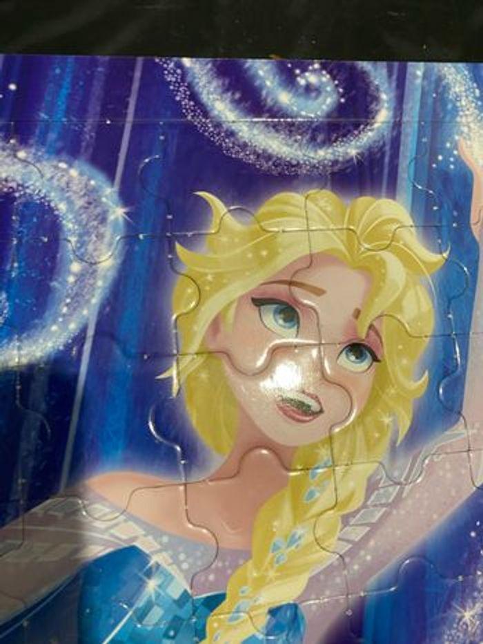 Livre puzzle 5 puzzle 30 pièces reine des neige frozen II Disney - photo numéro 6