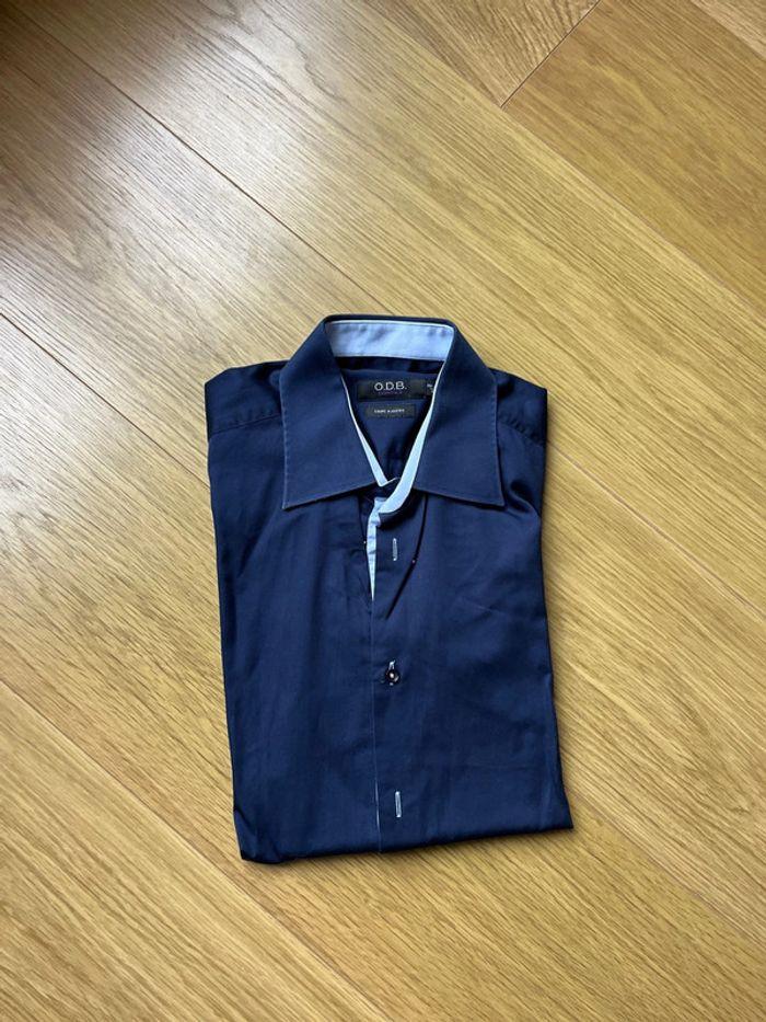 Chemise bleu marine taille 39/40 - photo numéro 1