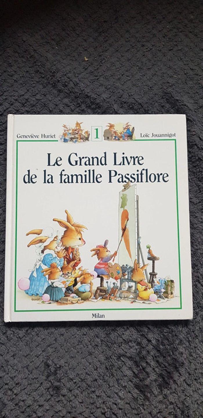 Livre Le Grand Livre de la famille Passiflore - photo numéro 1