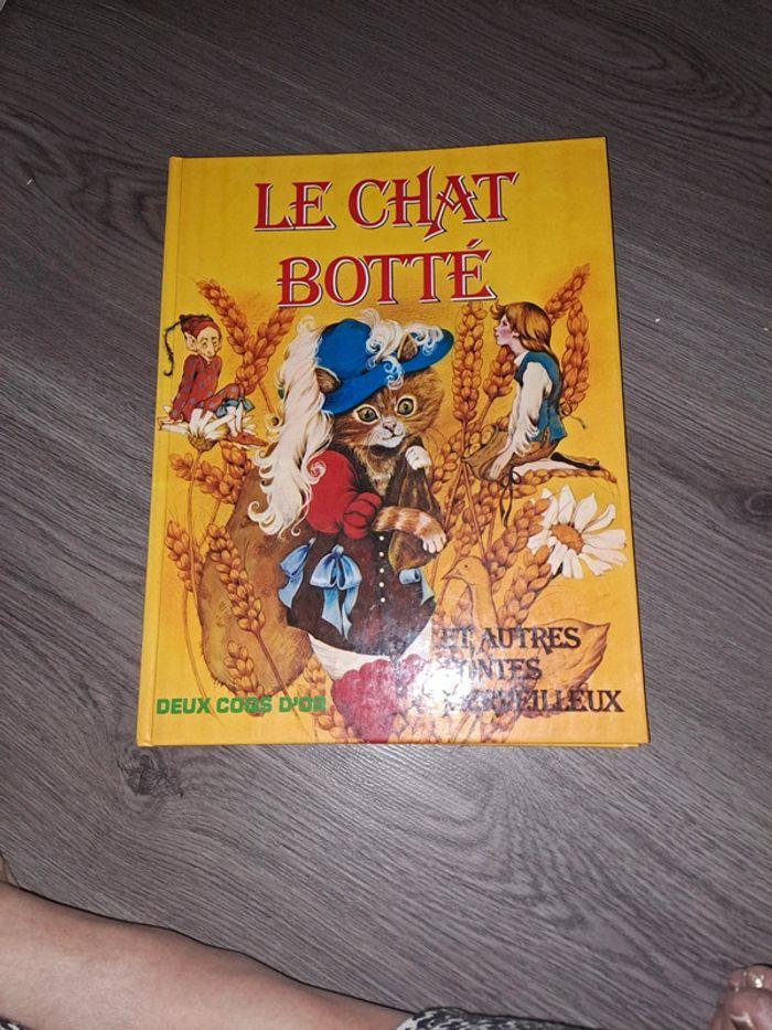 Le chat botté  et autres contes. - photo numéro 1