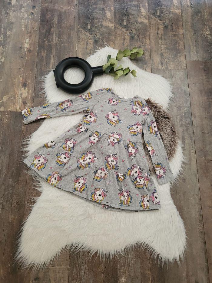 Robe d'hiver fille à manche longue taille 6 ans h&m licorne - photo numéro 1