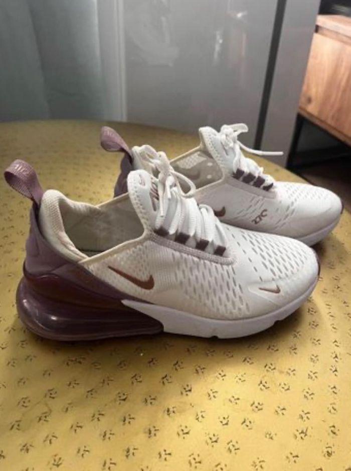 Baskets Nike air 270 taille 39 - photo numéro 2